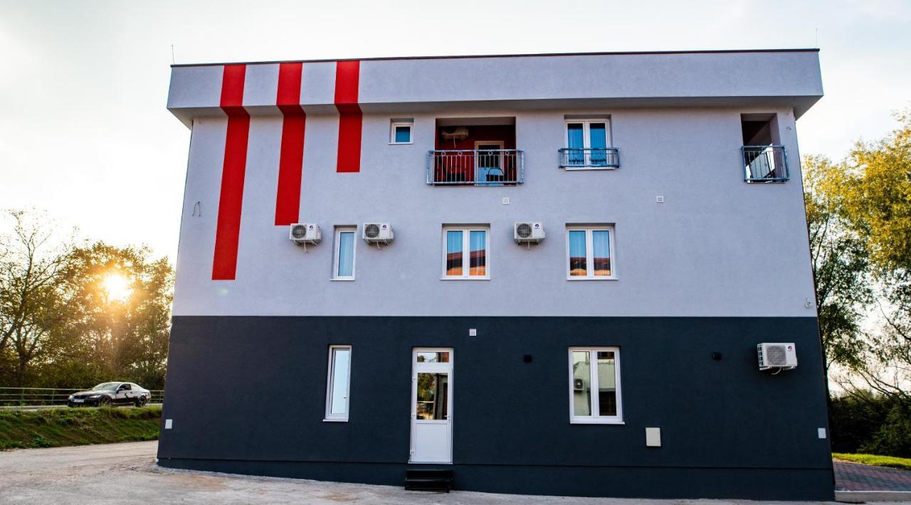 Apartments And Rooms Villa Majestic Bihać Exteriér fotografie